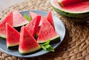 吃瓜放盐吗,揭秘为何放盐，解锁美味新境界