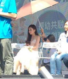 温碧霞吃瓜,揭秘娱乐圈幕后故事