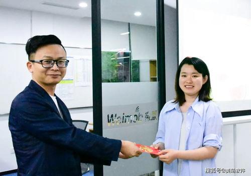 张玉杰吃瓜,揭秘娱乐圈幕后故事