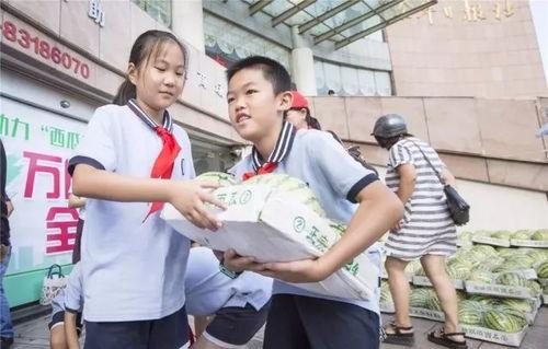 八组吃瓜少年,揭秘校园里的八卦风云