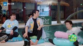 围观吃瓜落水事件,一场意外引发的道德反思