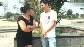 老婆跳楼丈夫吃瓜,丈夫吃瓜看妻跳楼，人性冷漠引深思