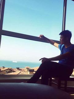 野蛮吃瓜群众视频,揭秘网络视频中的狂欢与争议